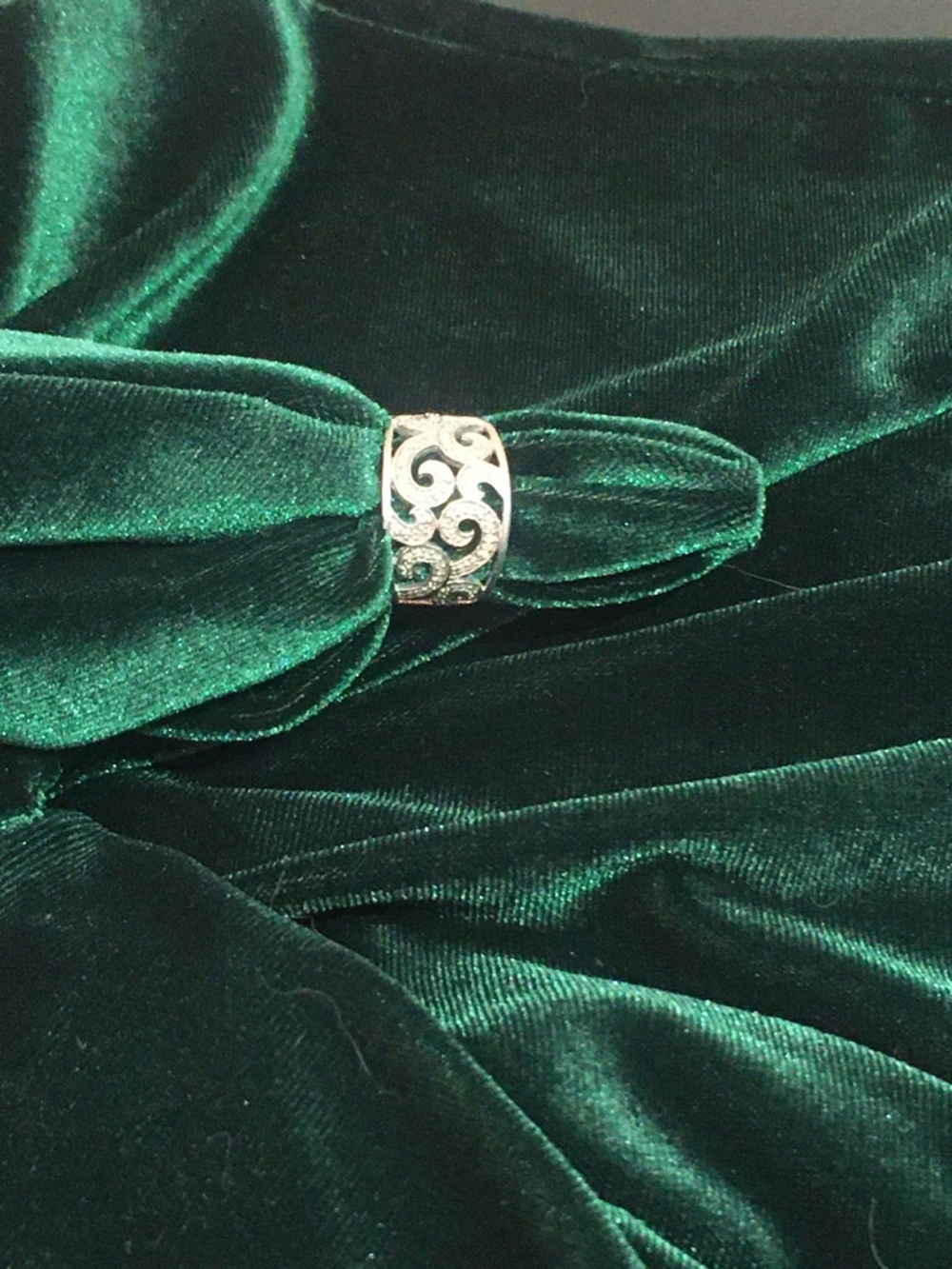925 Sterling Silver w box, Diamond Ring Size 6 - Picture 4 of 6